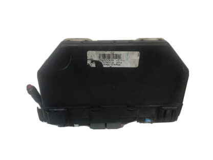 Caja de fusibles 2010 Dodge Caravan / T&C TIPM 04692299AG